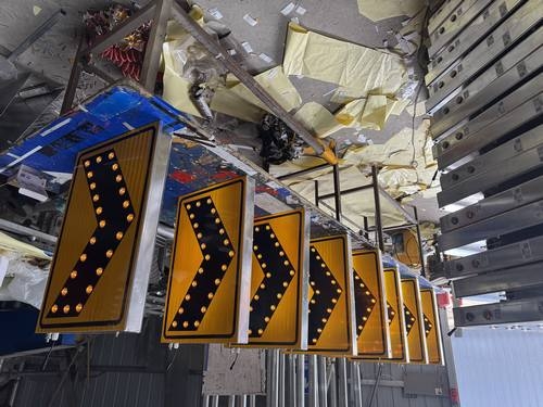 安康太阳能交通标牌的核心部件是电池,电池多久